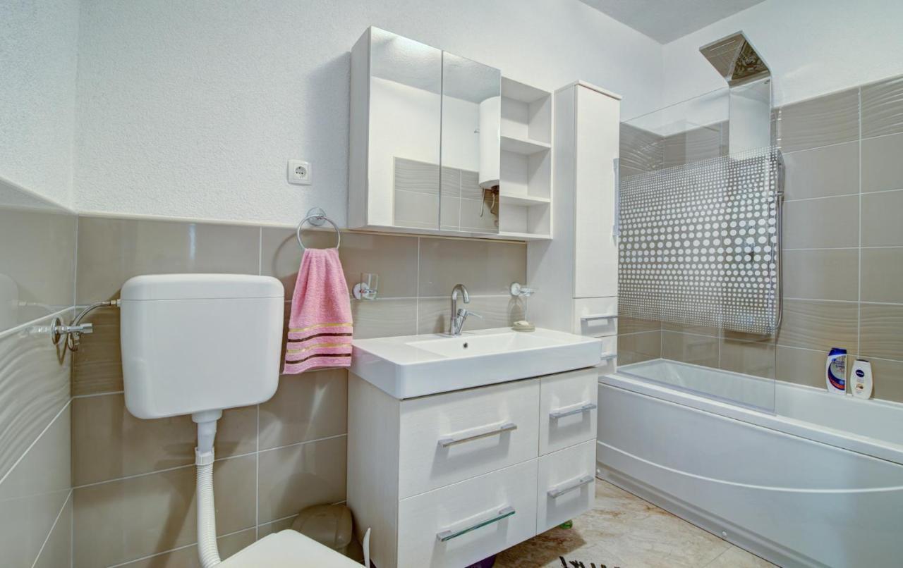 Appartement House Of Velebit Adria à Senj  Extérieur photo