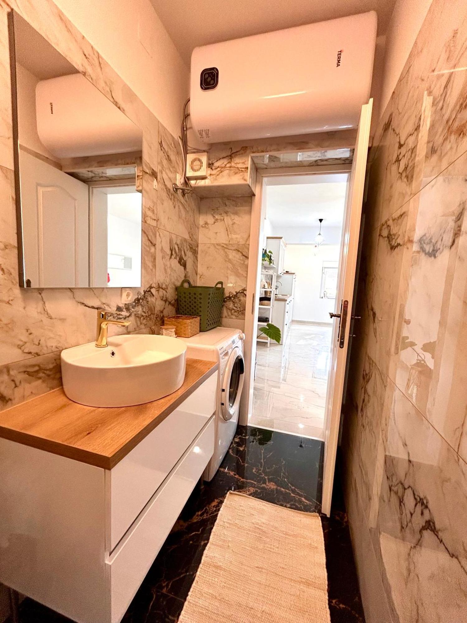 Appartement House Of Velebit Adria à Senj  Extérieur photo